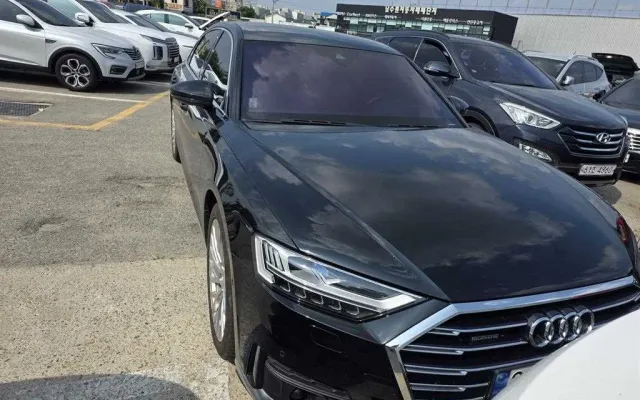 인천중고차할부조건 A8 (D5) 55 TFSI 콰트로 LWB 매물 사진 2 - 2022/07 87,368km