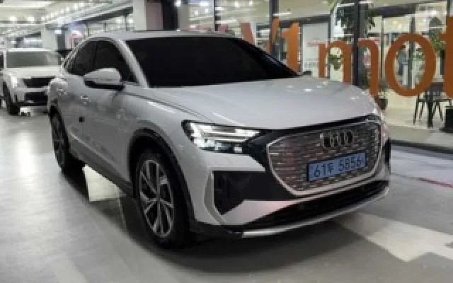 인천중고차할부조건 Q4 e-트론 40 스포트백 프리미엄 매물 사진 7 - 2022/09 34,436km
